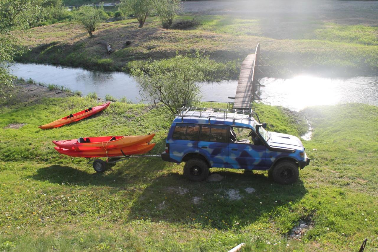 Hotel Bursztynowy Jozefow na Wisla Exteriör bild